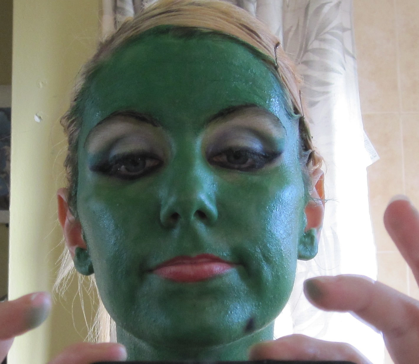 green alien makeup