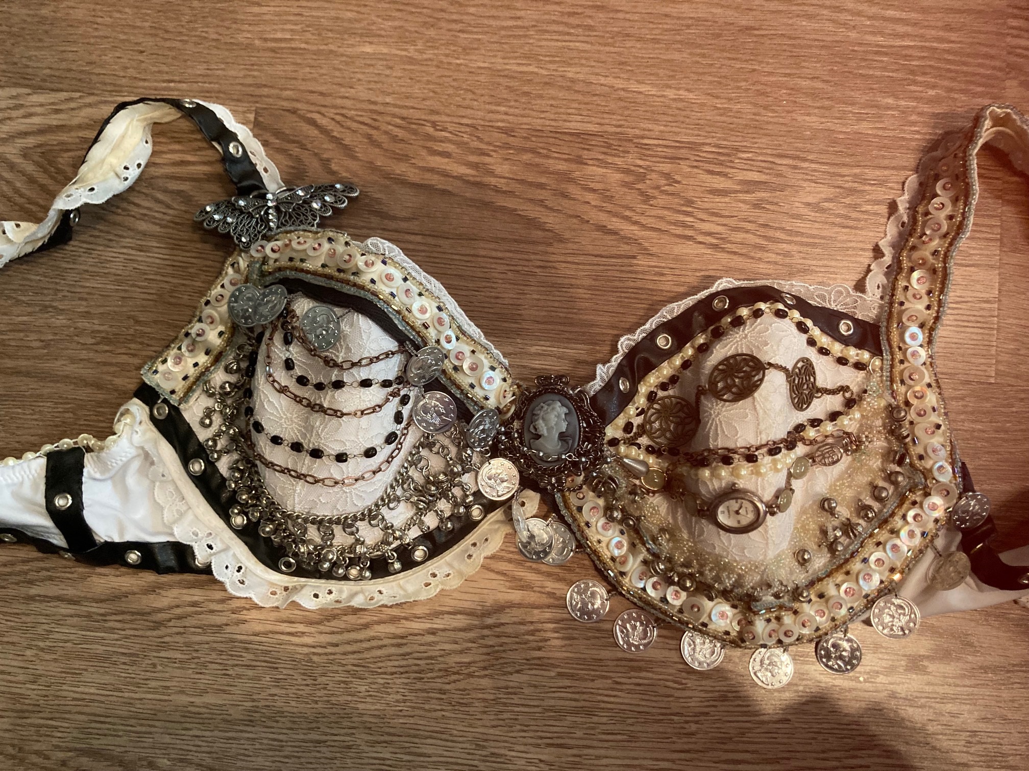 Guidelines for Belly Dance Coin Bras and Bustiers and the Differences in  Styles - Belly Dance Eugene